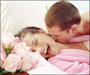 Yatakta iyi kadın kimdir?