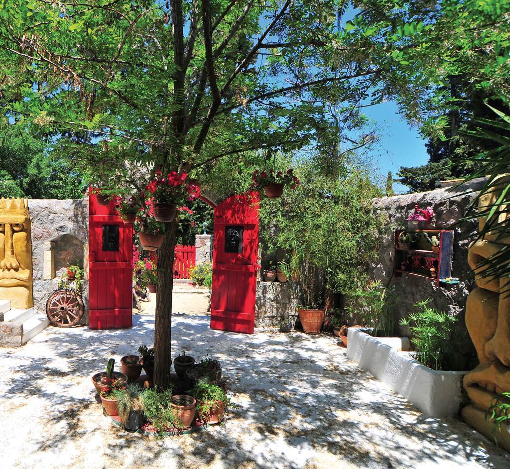 Rengarenk evin öyküsü..