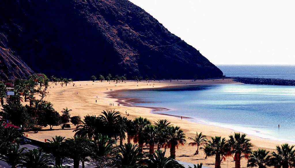 Kanarya Adaları'nın en büyüğü Tenerife