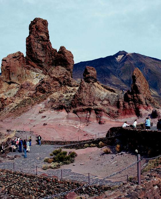 Kanarya Adaları'nın en büyüğü Tenerife