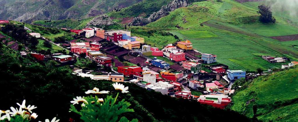 Kanarya Adaları'nın en büyüğü Tenerife