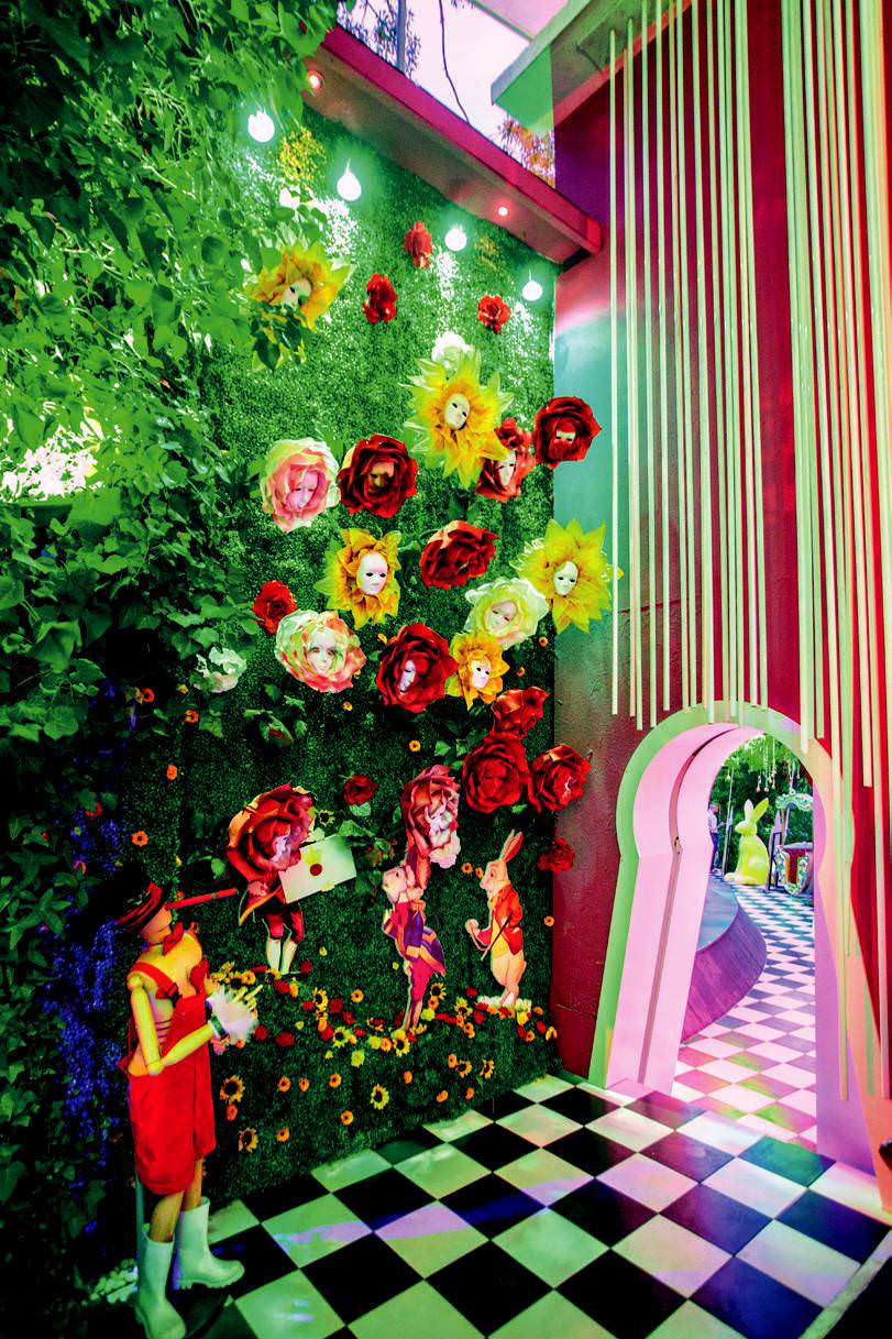 Cahide Harikalar Diyarı’nda masal tadında eğlence