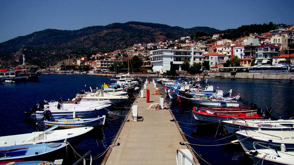 Suyun öte yanında huzur veren bir ada; Midilli