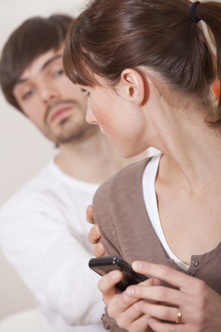 Sevgiliniz, eski aşkını unutmamış olabilir mi?