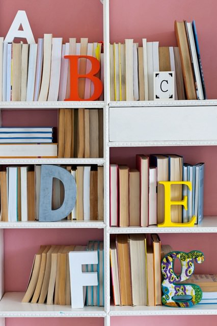 Kitap saklamak için 50 dekoratif çözüm!