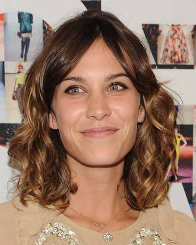 Yeni saç trendi: Uçlara röfle!