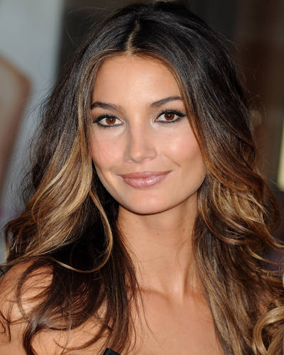 Yeni saç trendi: Uçlara röfle!