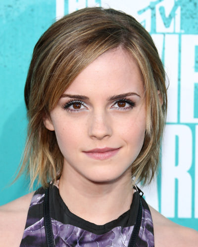 Yeni saç trendi: Uçlara röfle!