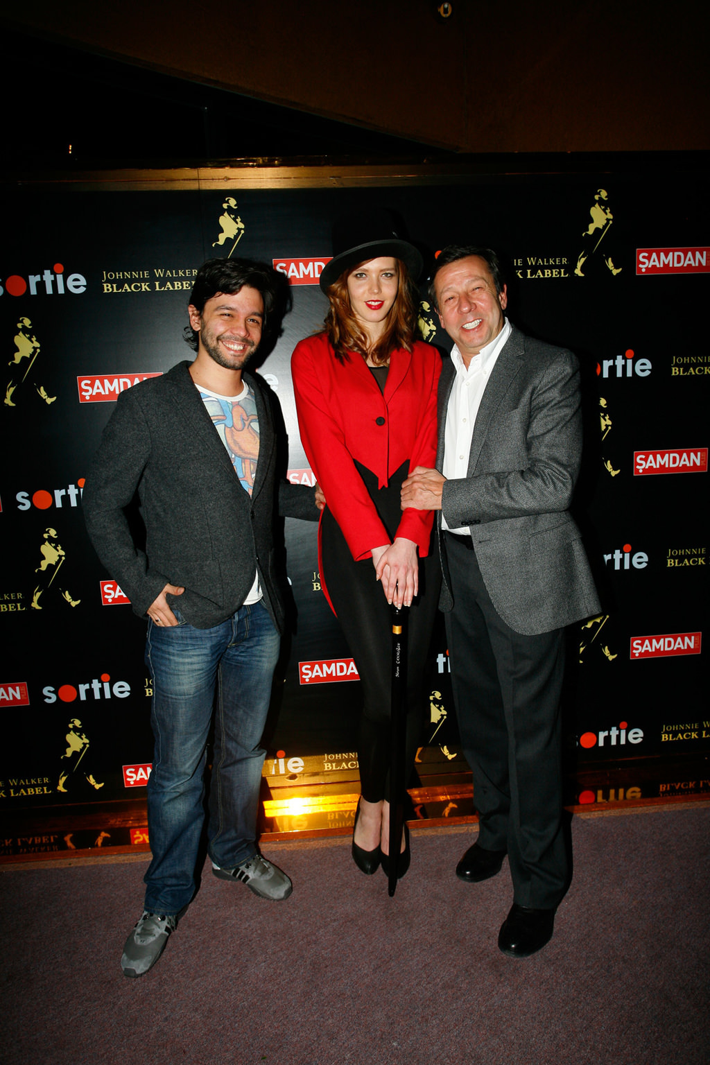 Elitler, Şamdan Plus&#039;ın &quot;Kışa Merhaba&quot; partisinde bir araya geldi