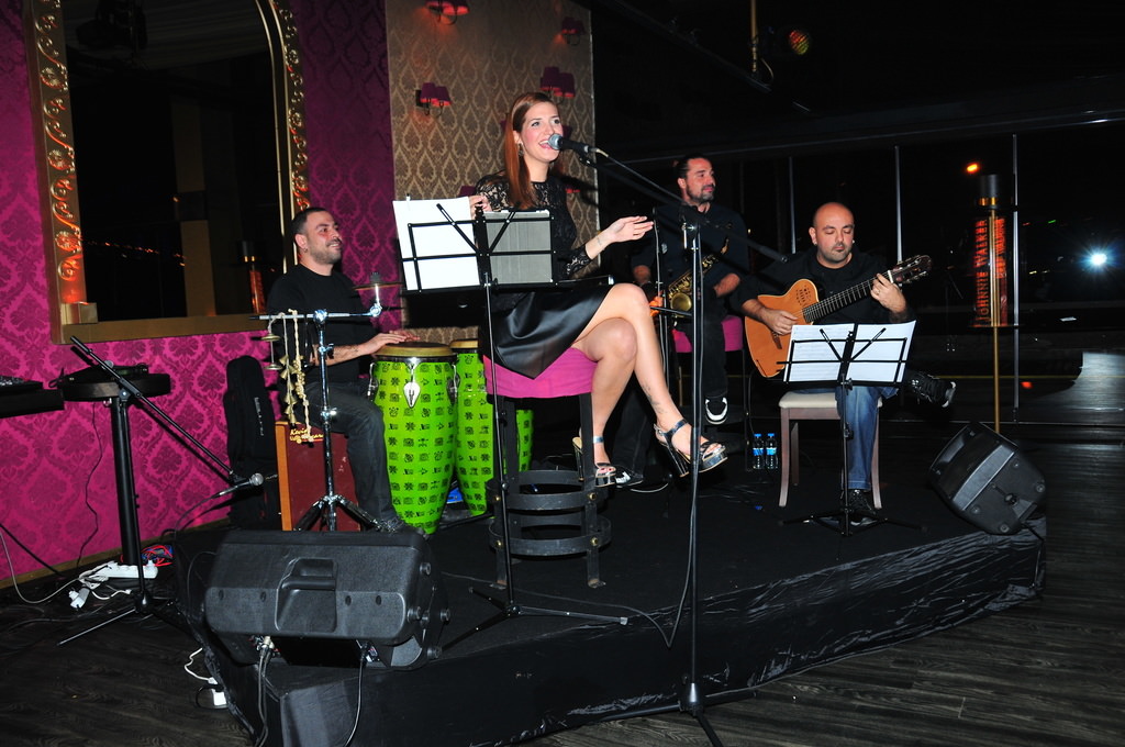 Elitler, Şamdan Plus&#039;ın &quot;Kışa Merhaba&quot; partisinde bir araya geldi