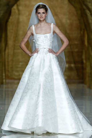 Provanias 2014 gelinlik modelleri