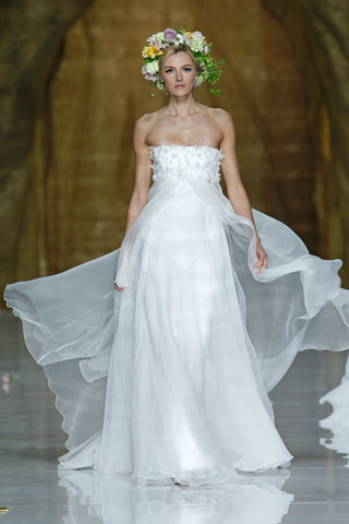 Provanias 2014 gelinlik modelleri