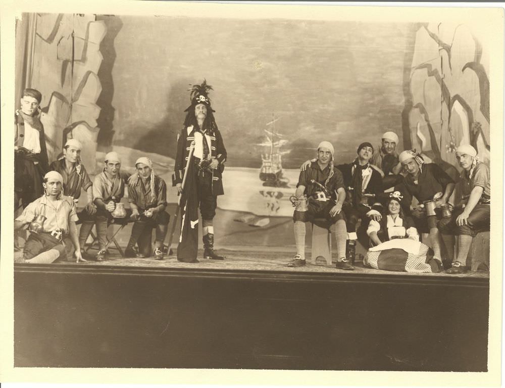 Robert Kolej’in sergisi 15 Mayıs’ta açılıyor