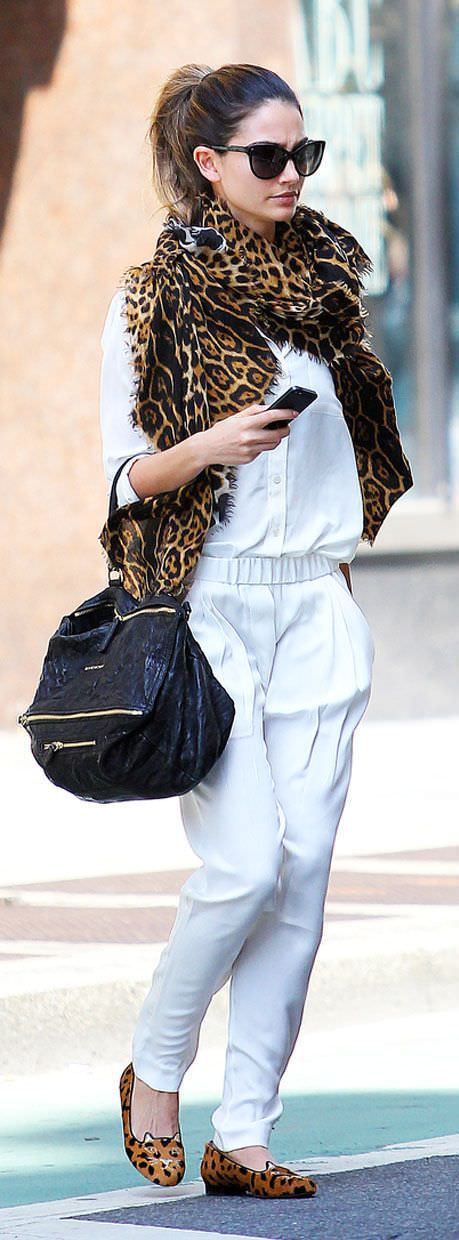 Beyaz pantolon kombinleri