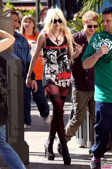 Grunge stili geri döndü!