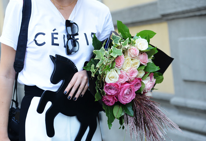 Milano sokaklarında ilginç aksesuarlar