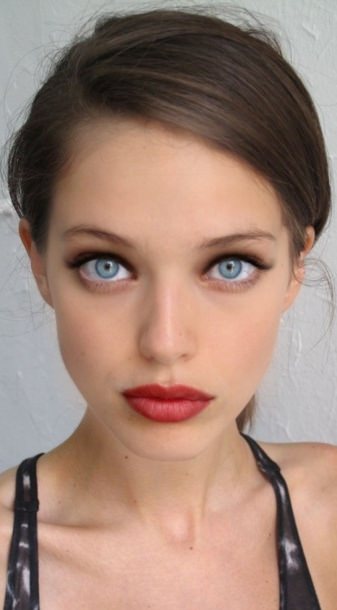 Göz tipinize göre makyaj stilleri