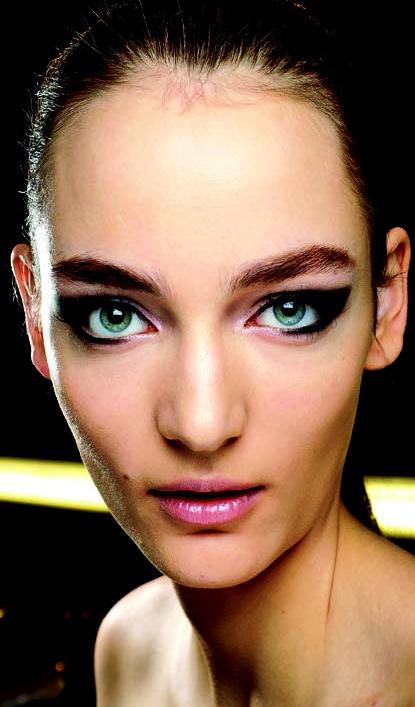 Makyaj fırçası nasıl seçilmeli?