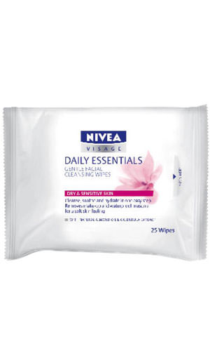 Her kadının çantasında bulunması gerekenler