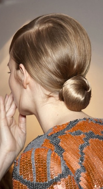 Sonbaharın saç trendi: Topuz