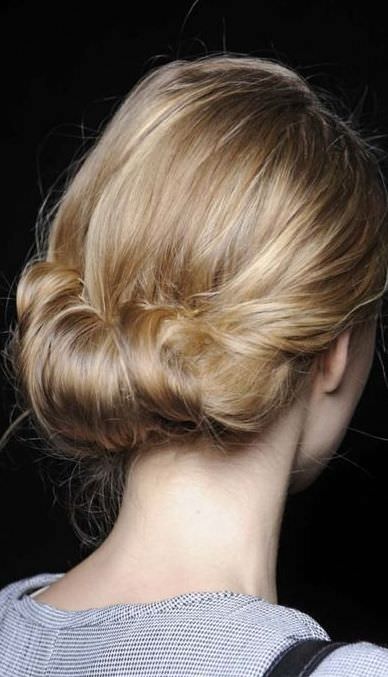 Sonbaharın saç trendi: Topuz