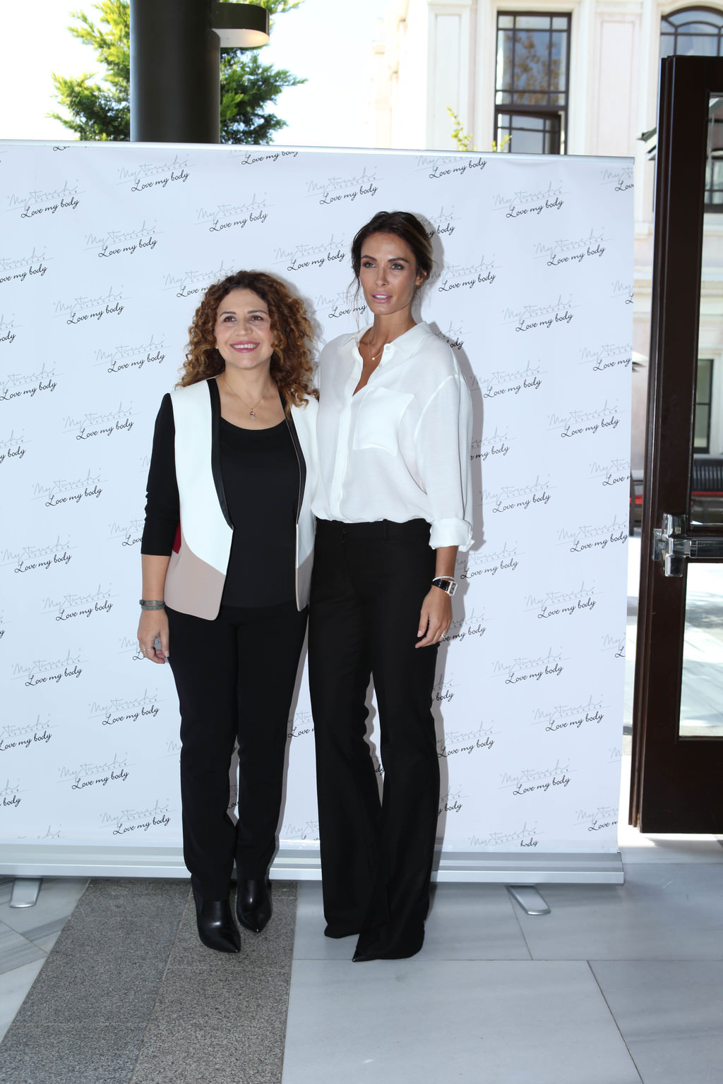 Gül Gölge Saygı'nın yeni koleksiyonuna büyük ilgi