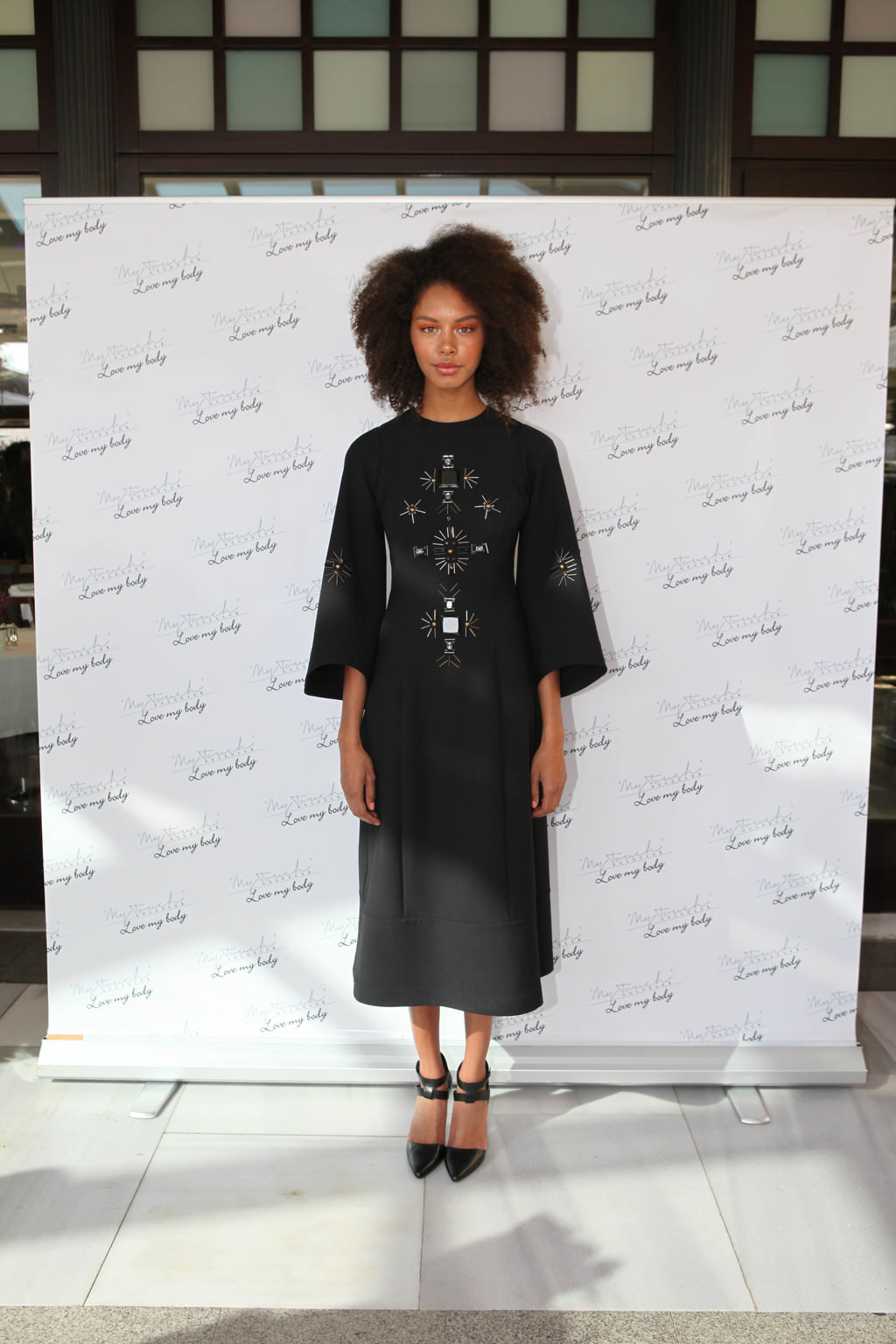 Gül Gölge Saygı'nın yeni koleksiyonuna büyük ilgi