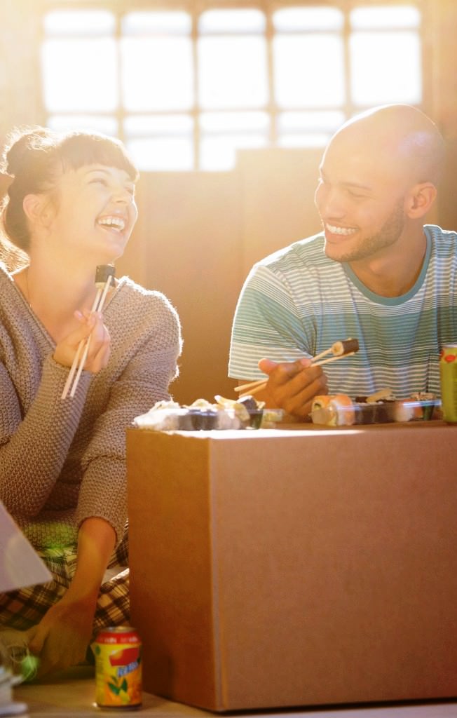 Erkek arkadaşla yeni yaşam