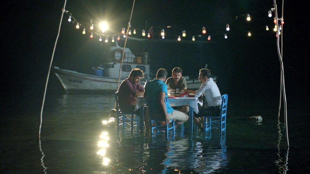 "Arkadaşlar Arasında" 20 Aralık'ta vizyonda!