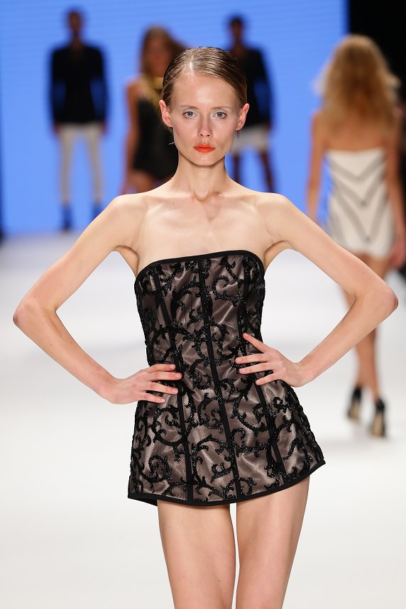 14 Şubat'ta Hakan Akkaya'nın tasarım tutkusuyla aşkınızı ateşleyin!