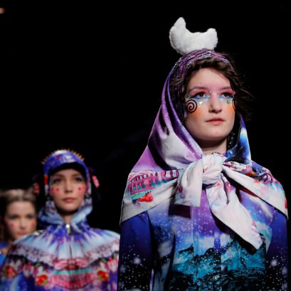 Paris Moda Haftası'nda sonbahar / kış 2014