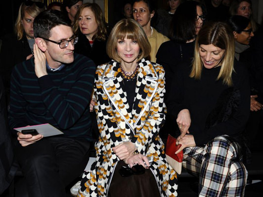 Paris Moda Haftası'nda sonbahar / kış 2014