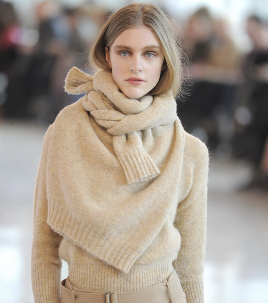 Paris Moda Haftası'nda sonbahar / kış 2014