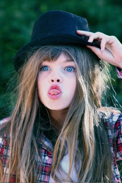 12 yaşındaki model Thylane Blondeau, yine tartışma konusu