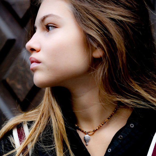 12 yaşındaki model Thylane Blondeau, yine tartışma konusu