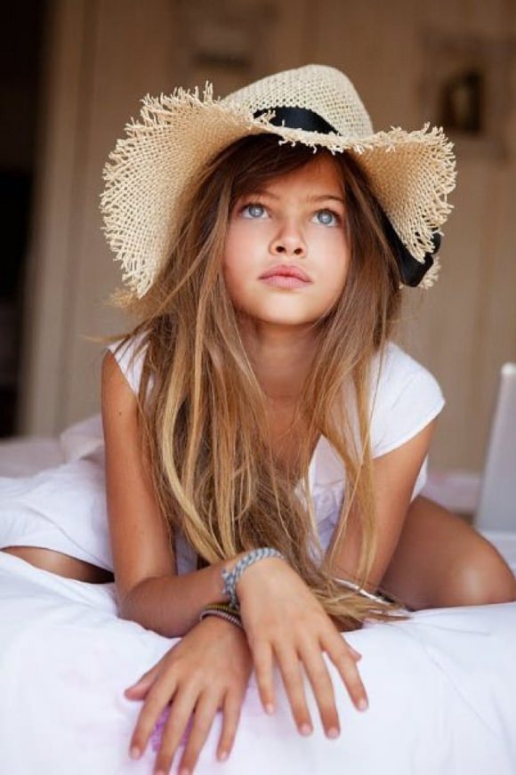 12 yaşındaki model Thylane Blondeau, yine tartışma konusu