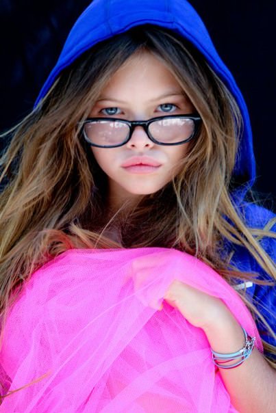 12 yaşındaki model Thylane Blondeau, yine tartışma konusu