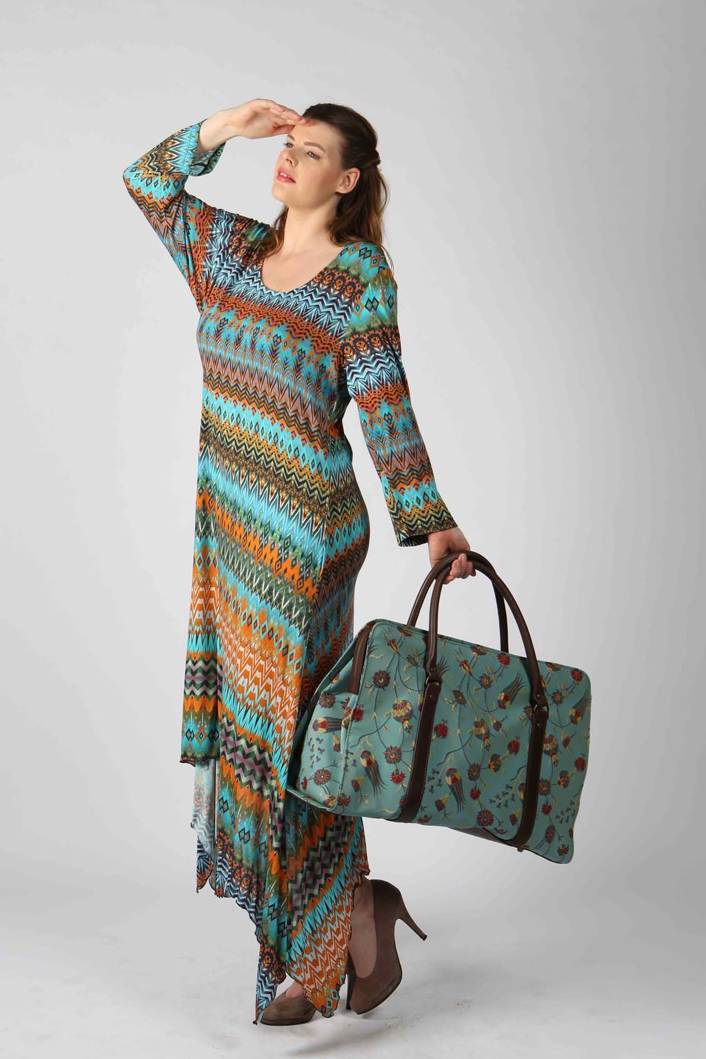 Büyük beden kadınlar kıyafet seçerken neye dikkat etmeli?