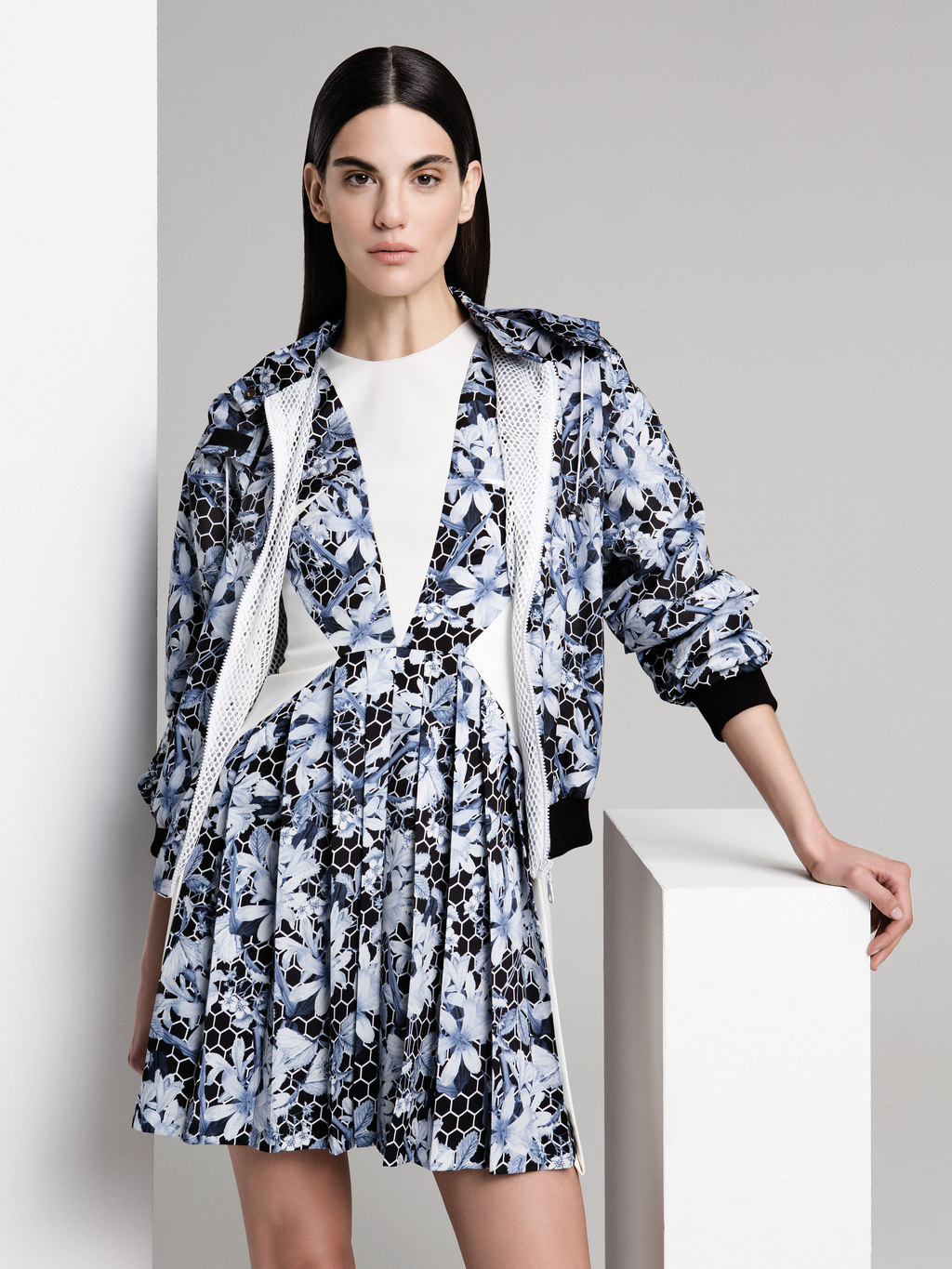 Fabrika şıklığının yeni adı  “Ece Gözen for Fabrika”