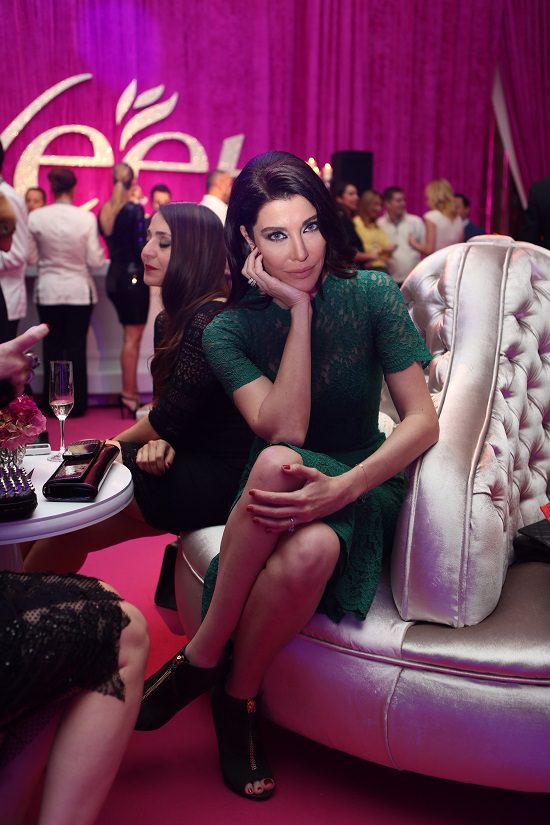 Adriana Lima, Veet partisi için Türkiye'deydi