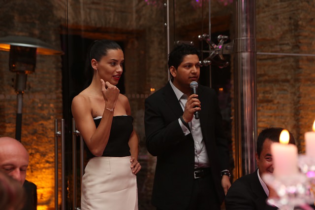 Adriana Lima, Veet partisi için Türkiye'deydi