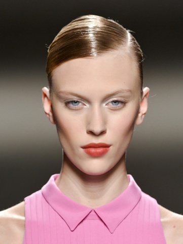 Dudaklarda turuncu etkisi