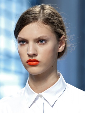 Dudaklarda turuncu etkisi