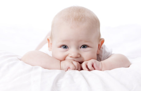 Bebeklerin vücut dili