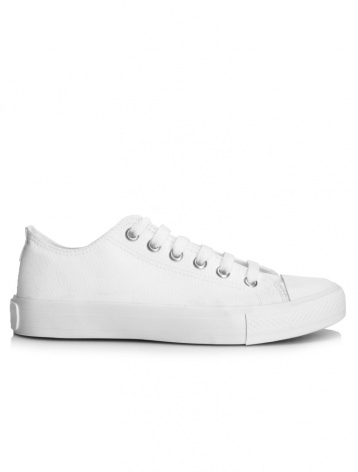 Rengarenk ayakkabılar Mecrea’da!