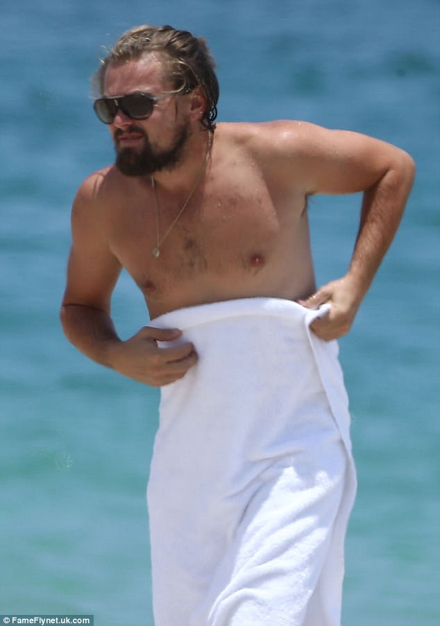 Leonardo DiCaprio, şişman olma yolunda hızla ilerliyor