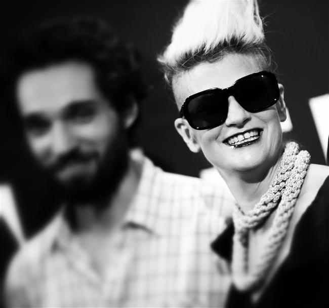 Ünlülerden 2014 kolye modası!