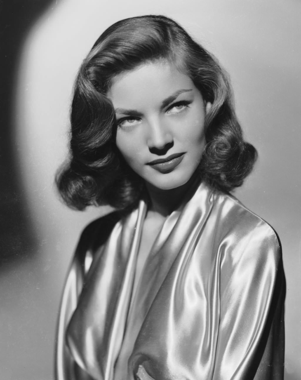 Hollywood'un ünlü ismi Lauren Bacall öldü