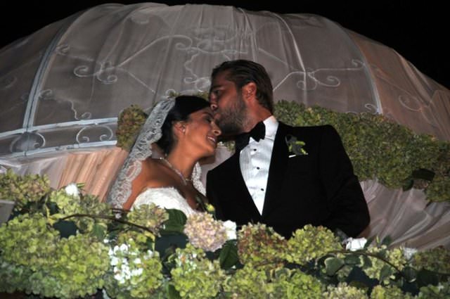 Engin Altan Düzyatan ve Neslişah Alkoçlar evlendi
