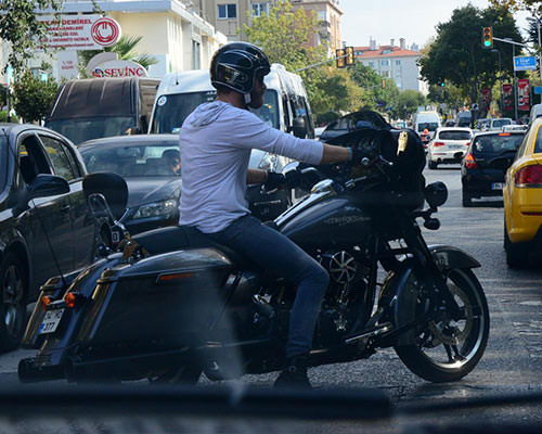 Kıvanç Tatlıtuğ'un yeni stili